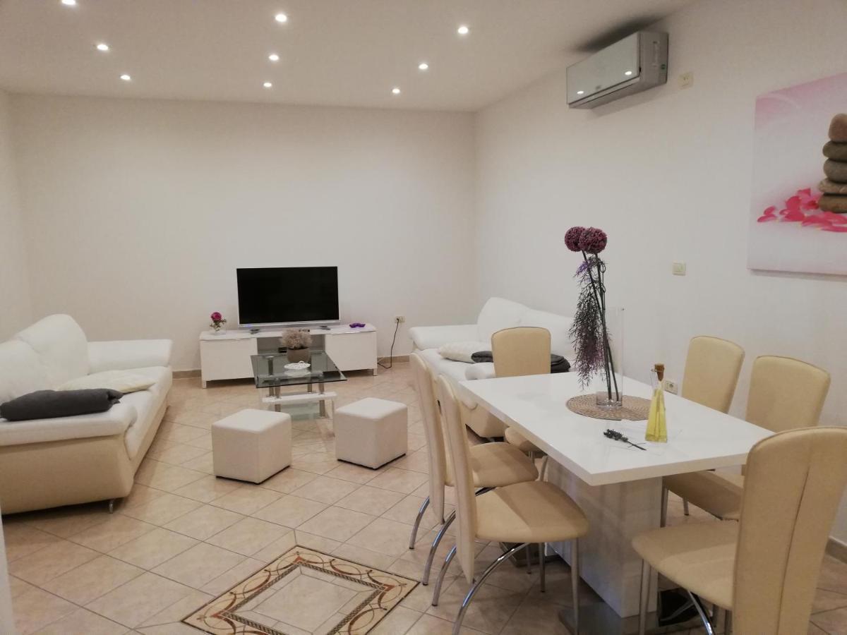 Apartman Doli Nedescina Exterior photo