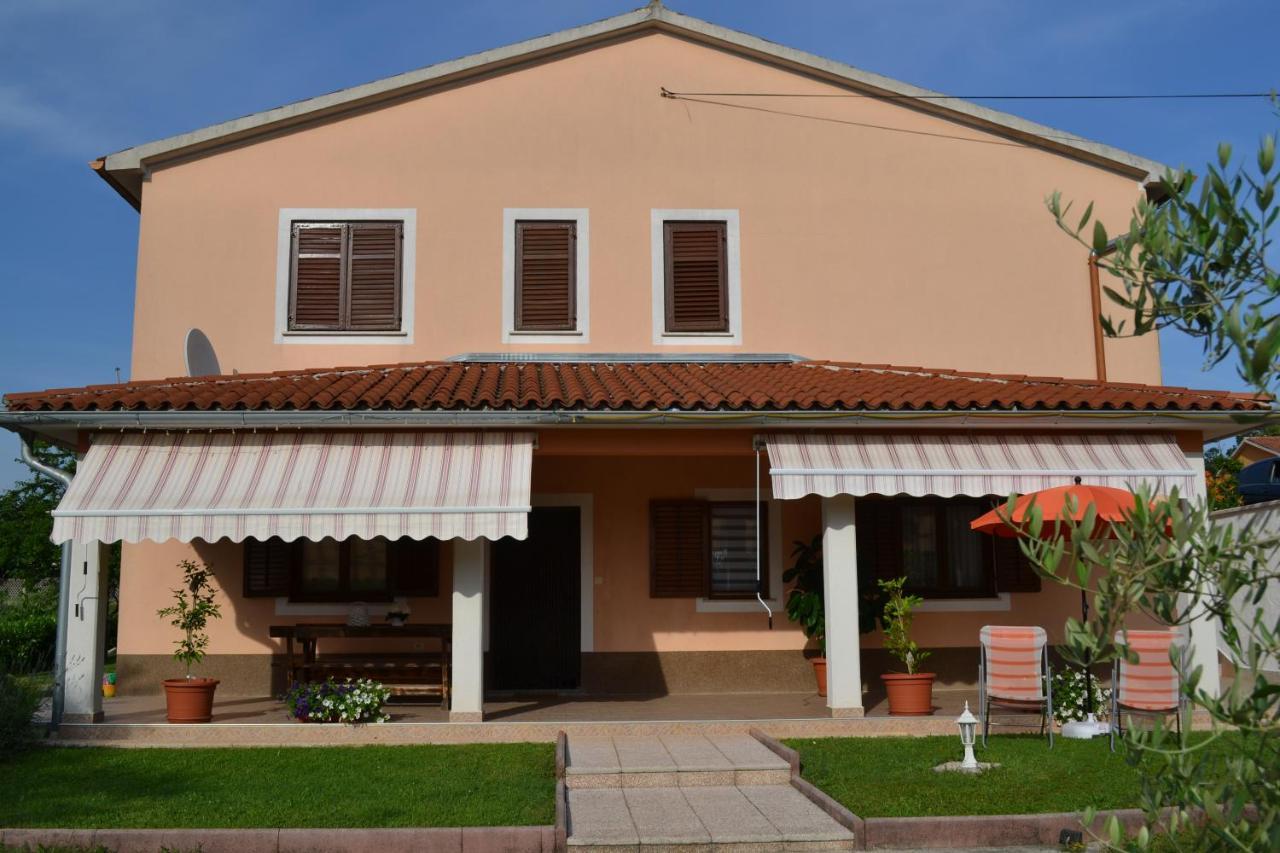 Apartman Doli Nedescina Exterior photo